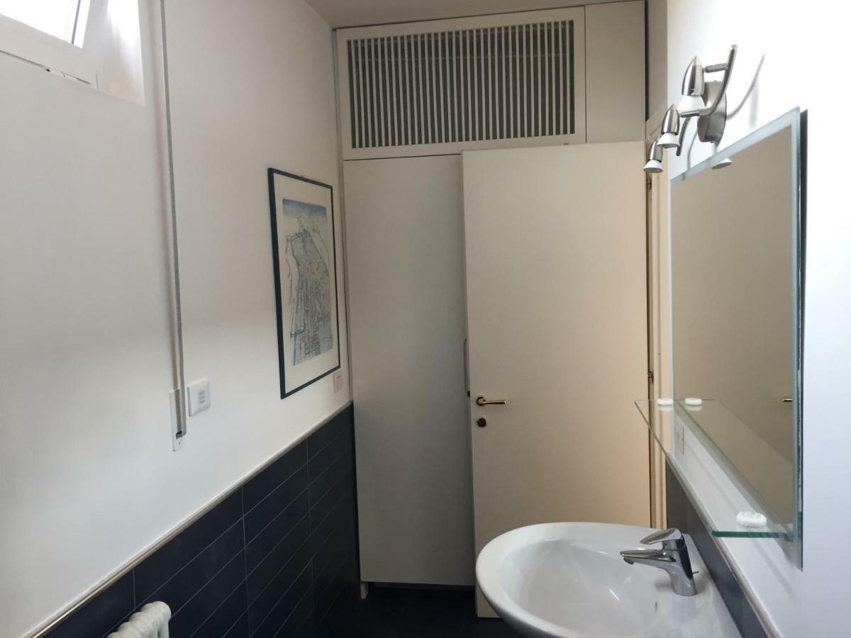 Cov Room Verona Buitenkant foto