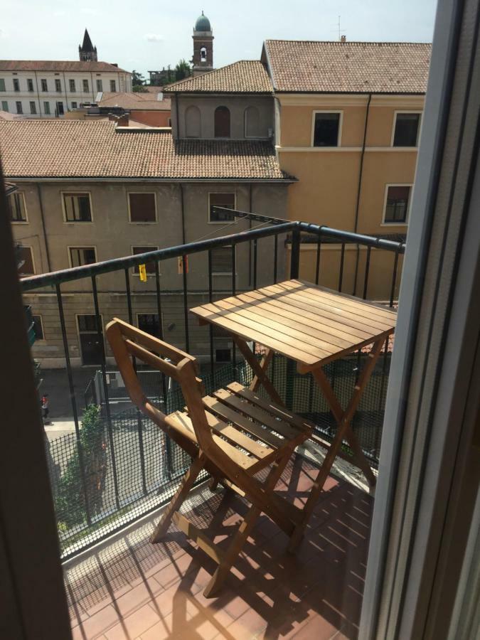 Cov Room Verona Buitenkant foto