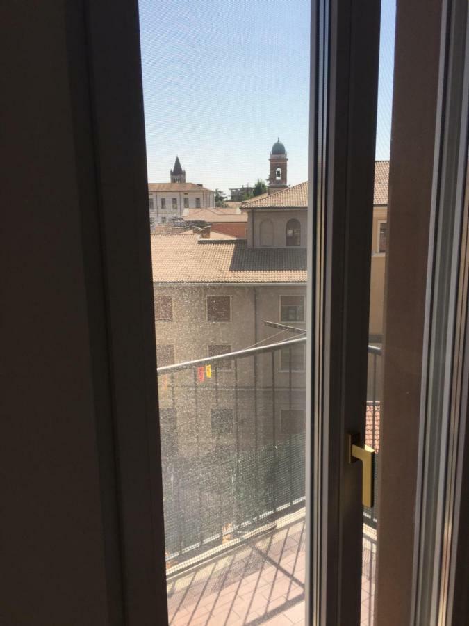 Cov Room Verona Buitenkant foto
