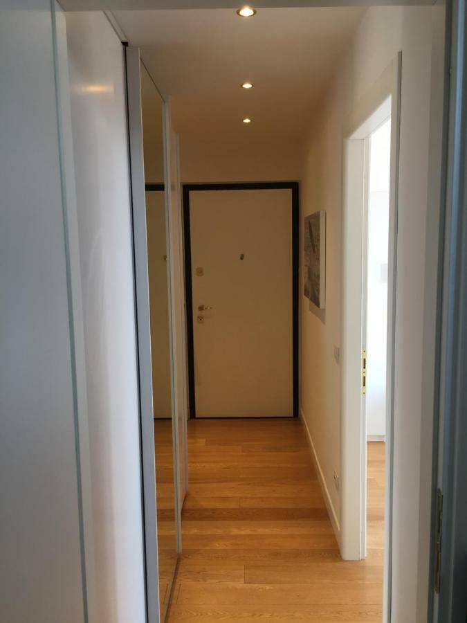 Cov Room Verona Buitenkant foto